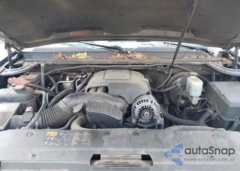 2014 Chevrolet Suburban 1500 Lt z USA, uszkodzony, nr VIN 1GNSCJE06ER116005